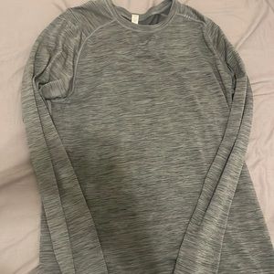 Older style lululemon grey long sleeve